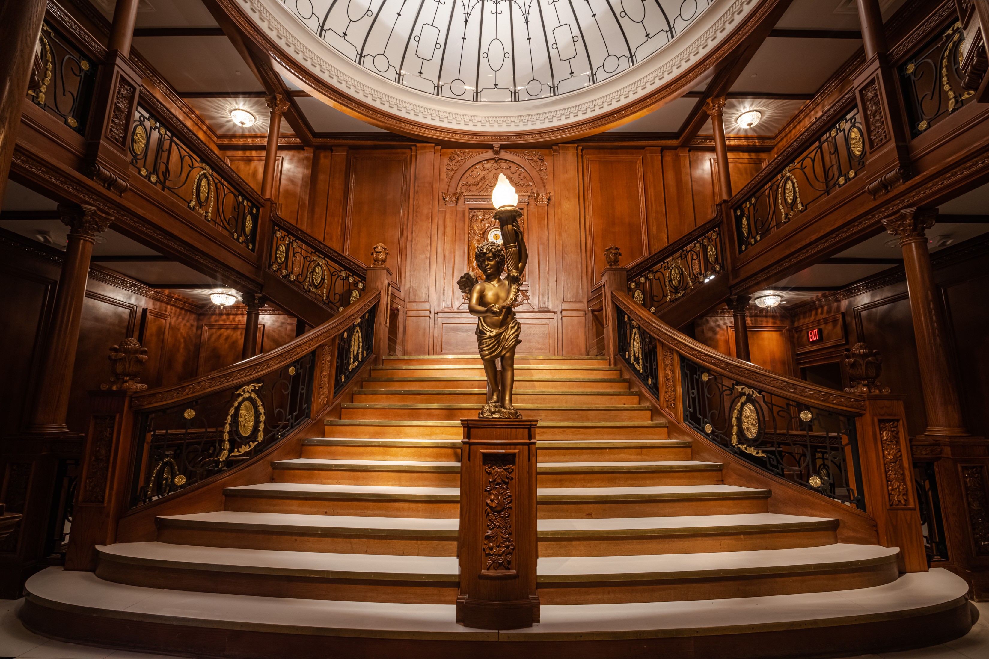 Hall - Titanic : L'Exposition