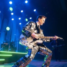CHRIS ISAAK + Premi&egrave;re Partie