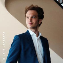 JULIEN LIBEER, AUR&Eacute;LIEN PASCAL